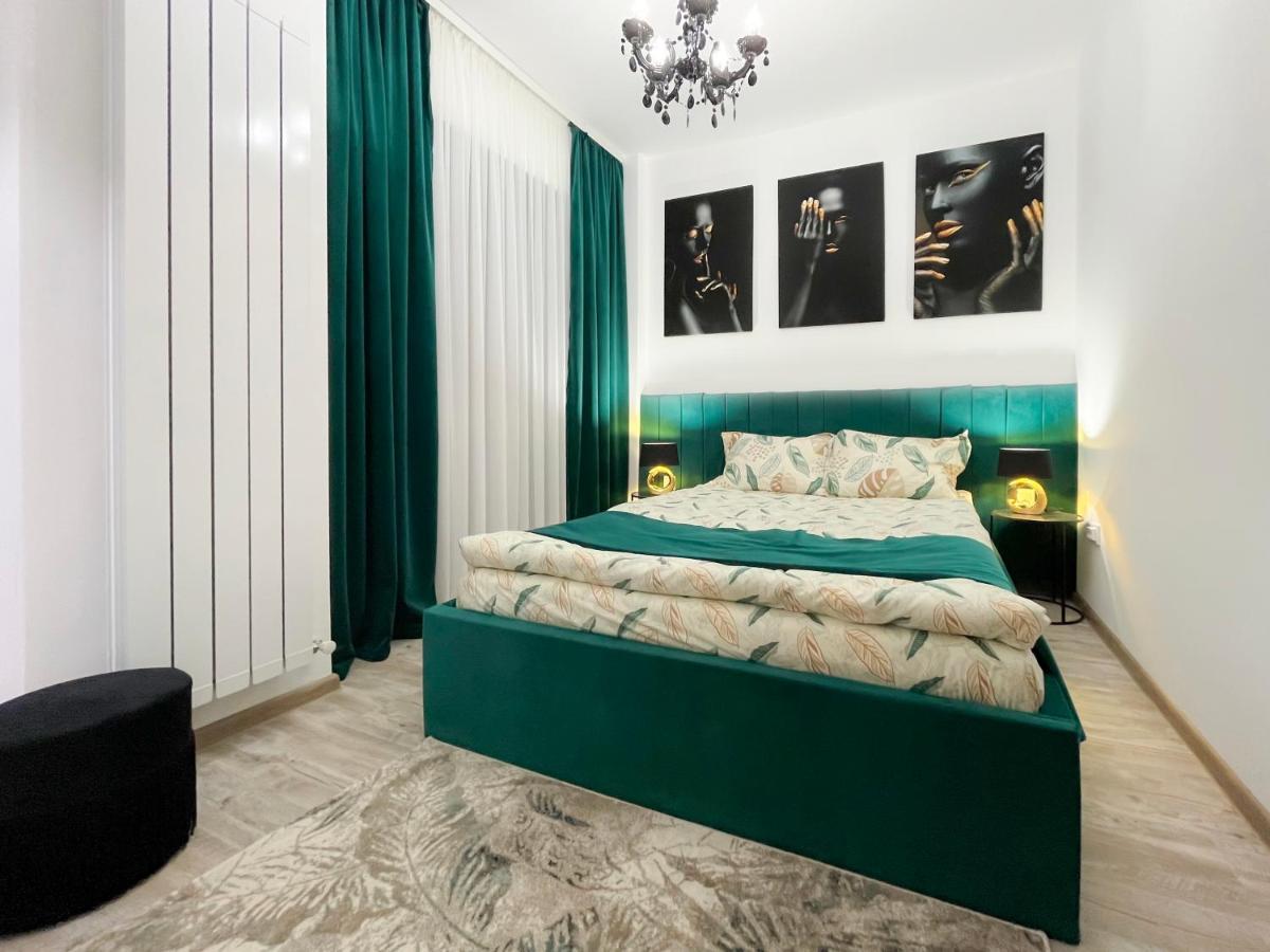 Unique Hotel Apartments ياش المظهر الخارجي الصورة