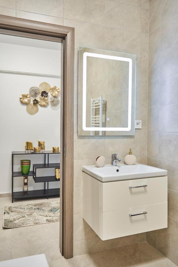 Unique Hotel Apartments ياش المظهر الخارجي الصورة
