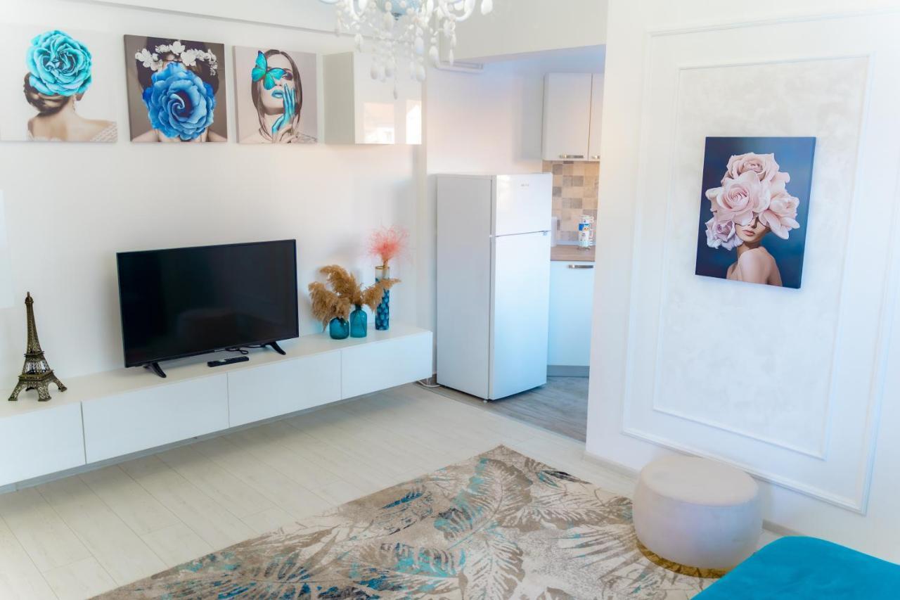 Unique Hotel Apartments ياش المظهر الخارجي الصورة