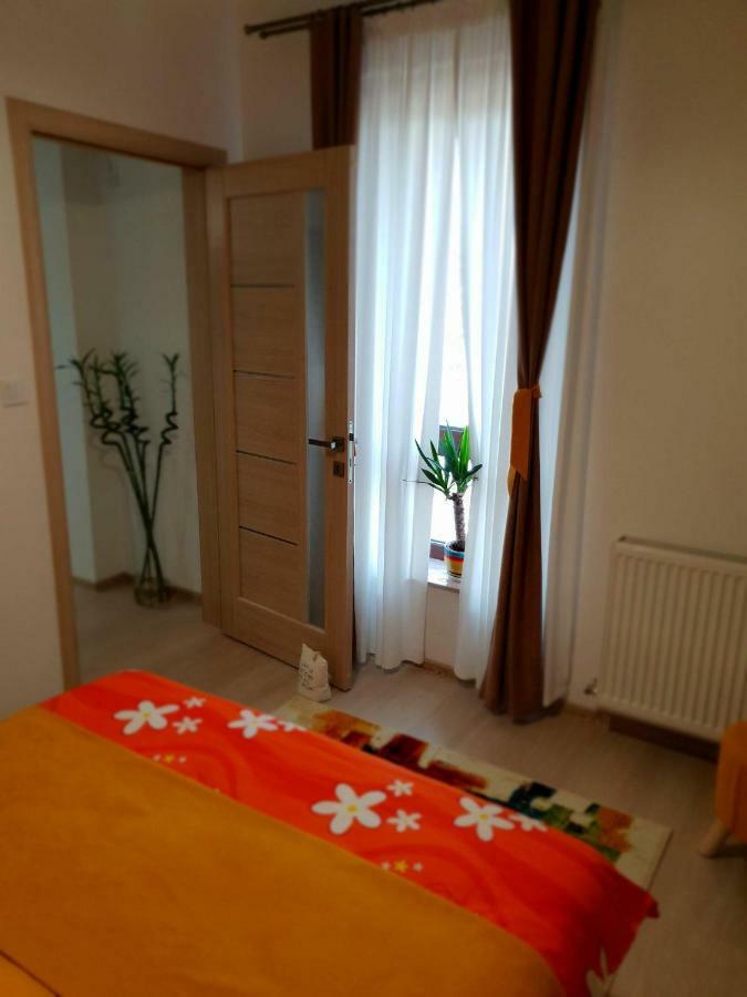 Unique Hotel Apartments ياش المظهر الخارجي الصورة