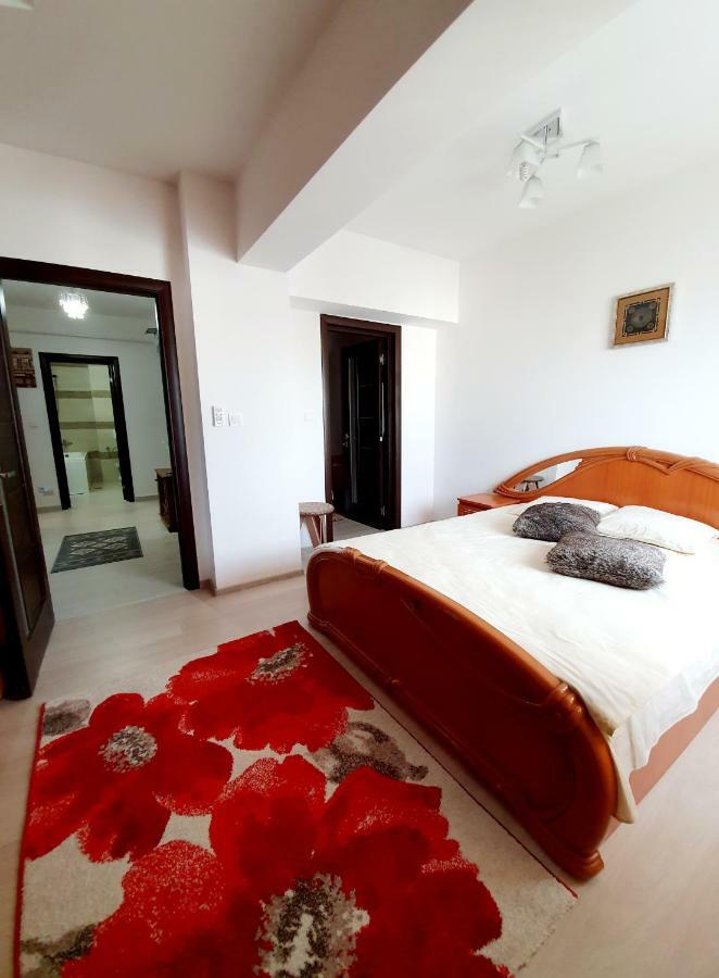Unique Hotel Apartments ياش المظهر الخارجي الصورة